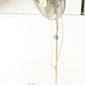 Lote anterior: Ventilador de Pie y Aspiradora Hometech