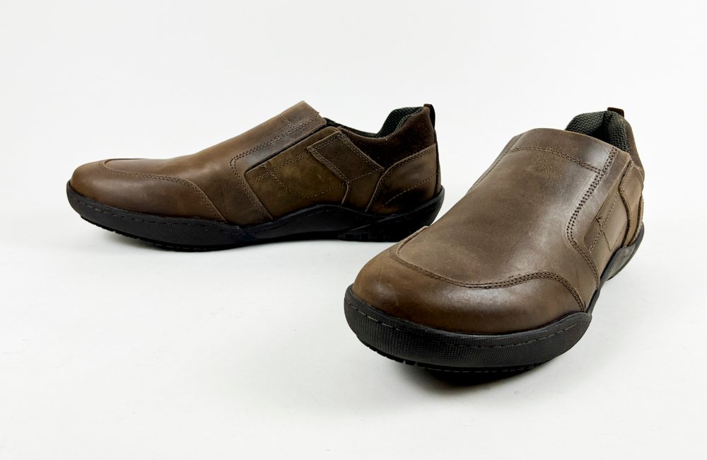 Lote siguiente: Zapatos Zenit de Corte Clásico