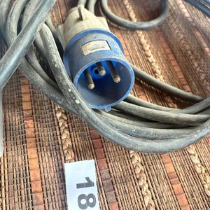 Tablero con Tomas Industriales y Cableado - imagen 2