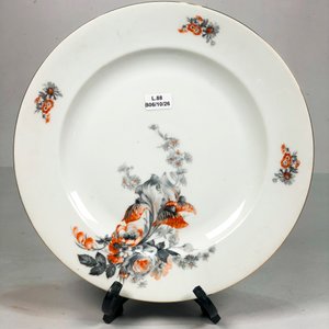 Plato de Porcelana Alemana con Diseño Floral y Borde Dorado - imagen 3