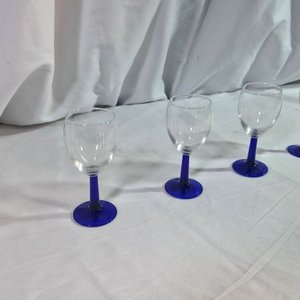 4 Copas de Vino con Base Azul - imagen 2