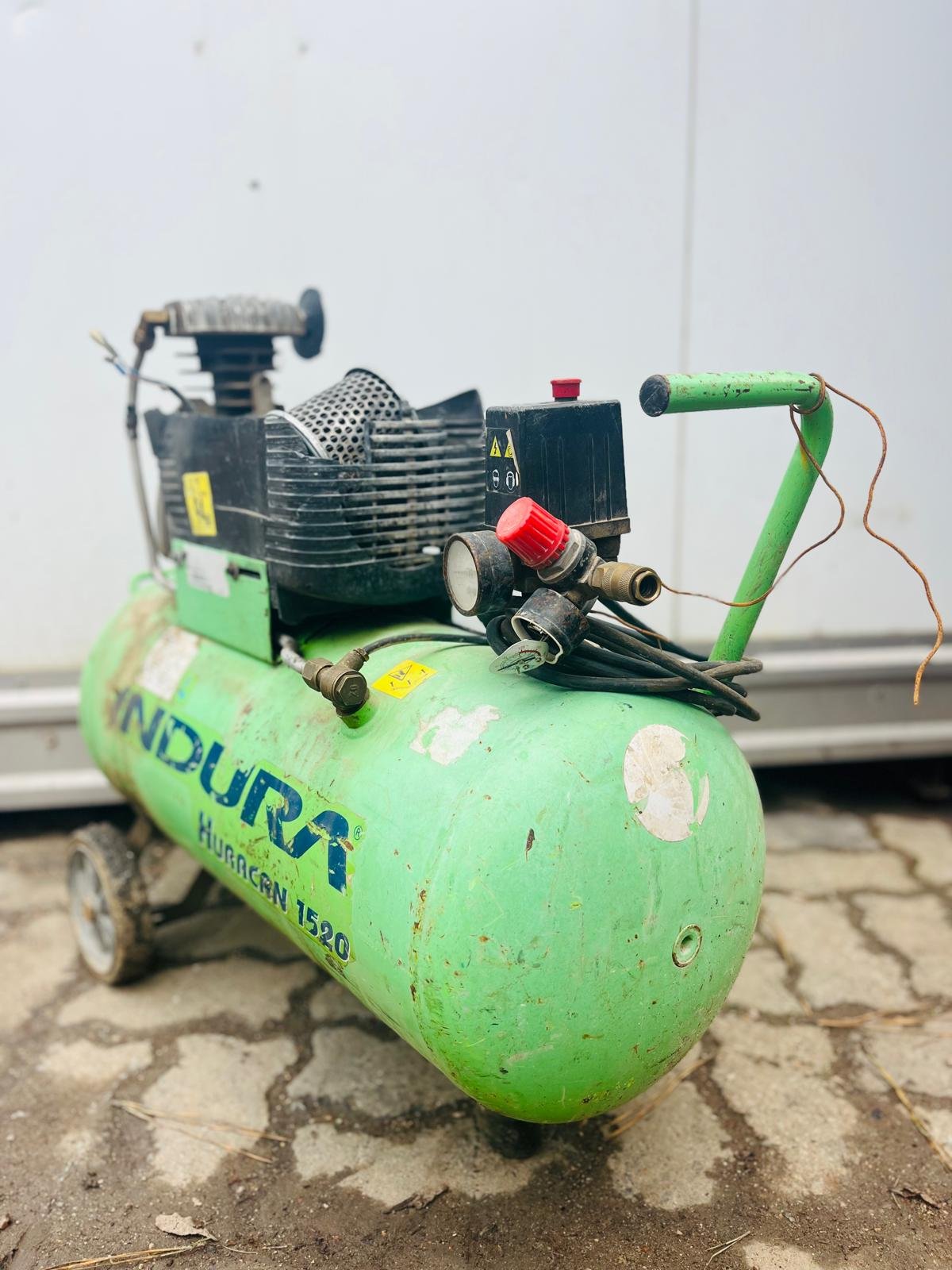 Compresor de Aire Indura Huracan 1520 Verde para Repuesto