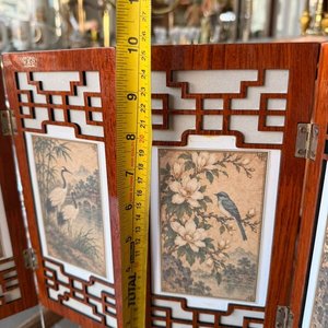 Biombo de Mesa Chino Decorativo en Madera Calada con Escenas Tradicionales - imagen 6
