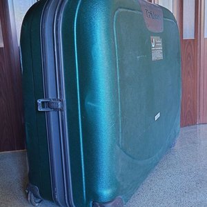Maletín Rígido Trident con Ruedas - Verde Oscuro - imagen 6