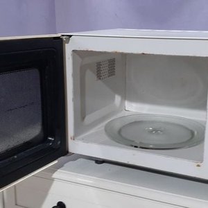 Microondas Frigidaire Manual Beige - imagen 2