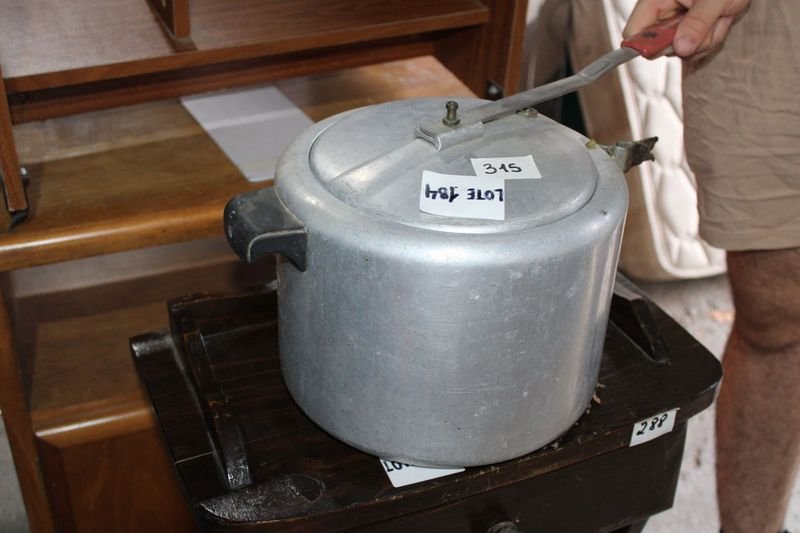 Item 856118 - Image 0