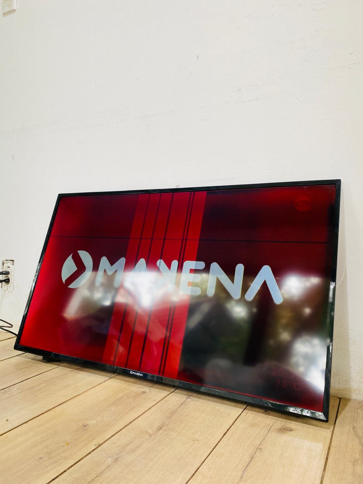 Item smartv-makena-40-prende-con-detalles - Image 3