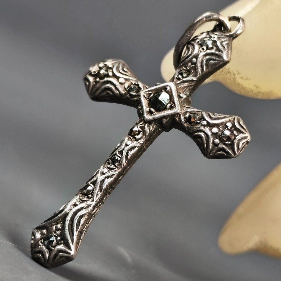 Item 16443 - Image 1