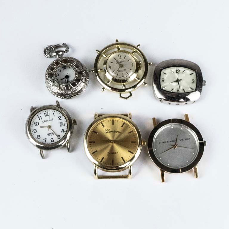 Colección de relojes y accesorios