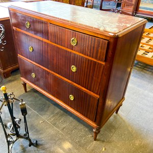 Cómoda de madera con tapa de mármol y vidrio - imagen 2