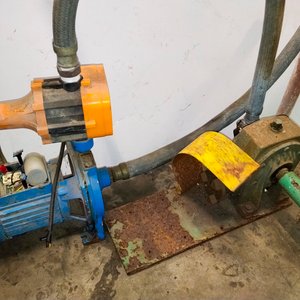 Bomba de Agua, Motor Eléctrico y Batería Ingo - imagen 2