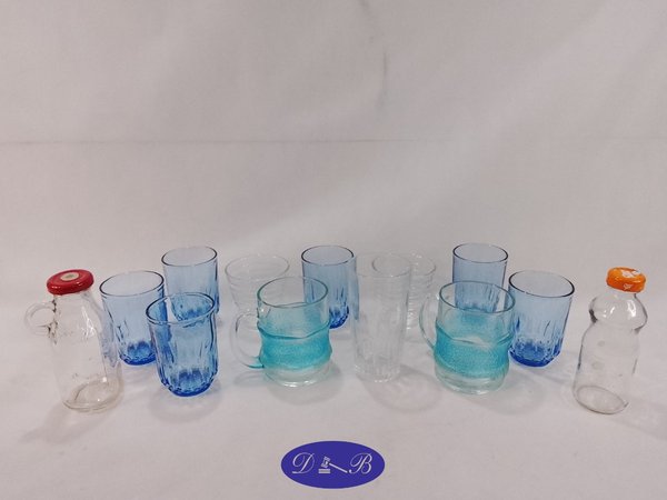 Conjunto de Vasos de Vidrio Varios Colores y Diseños