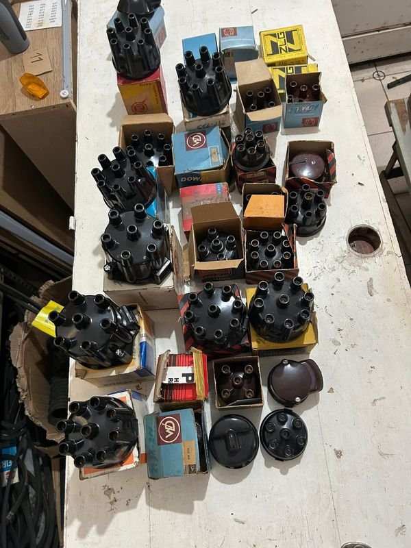 Tapas de Distribuidor para Automóviles (Lote Variado) - imagen 1