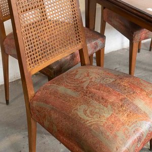 Mesa de Comedor Americana con Seis Sillas Tapizadas - imagen 2