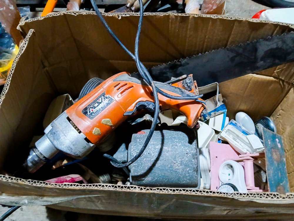 Lote anterior: Conjunto de herramientas eléctricas y manuales