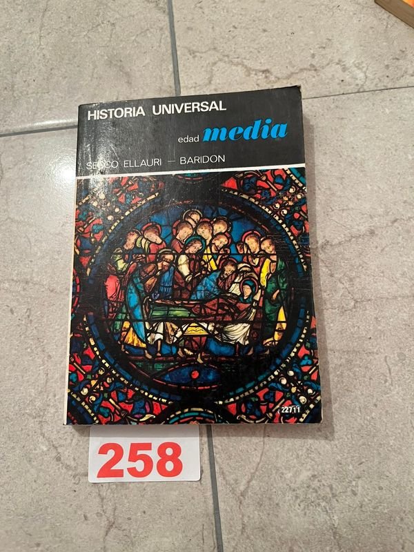 Historia Universal - Edad Media por Secco Ellauri y Baridon