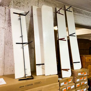 Lote anterior: Percheros de Pared Blancos con Ganchos Negros