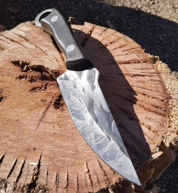 Cuchillo Curvo Artesanal Hoja Filosa Espiga Corrida