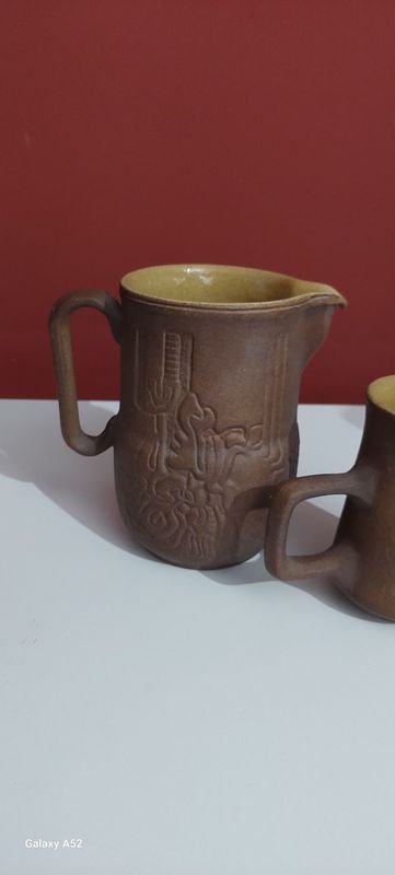 Jarras de barro marrón - imagen 3
