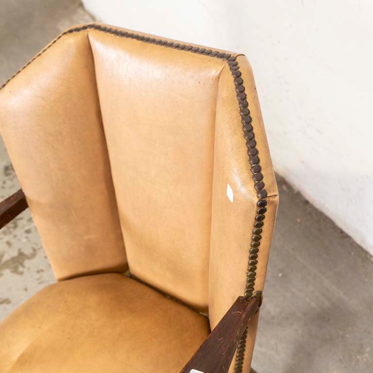 Sillón art decó con averías y polillas - imagen 3
