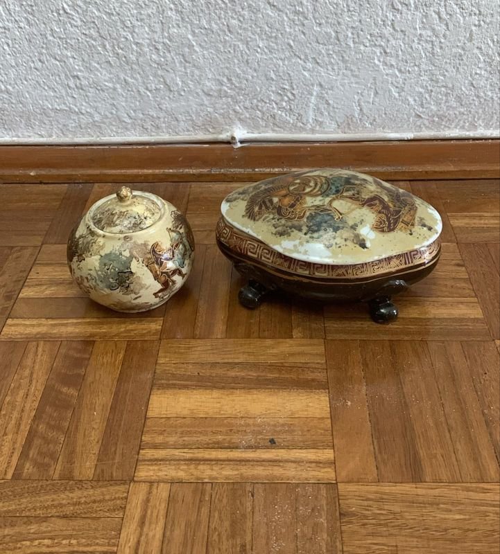 Lote anterior: Porcelana antigua decorativa