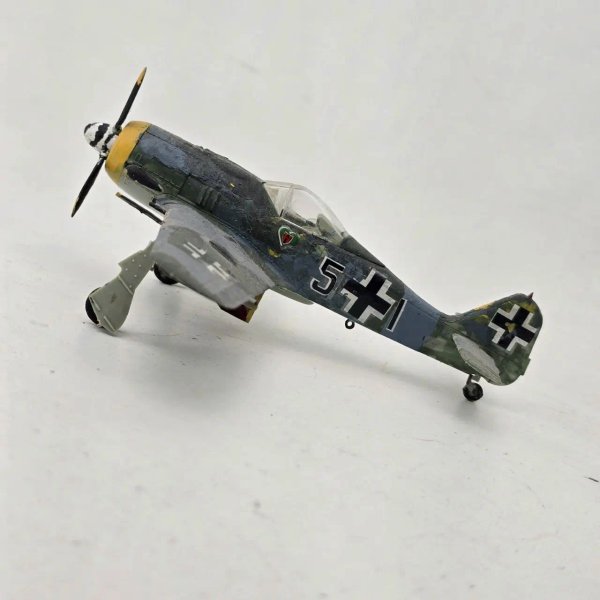 Maqueta Avión Fw 190A-5 Luftwaffe JG 54 - imagen 1