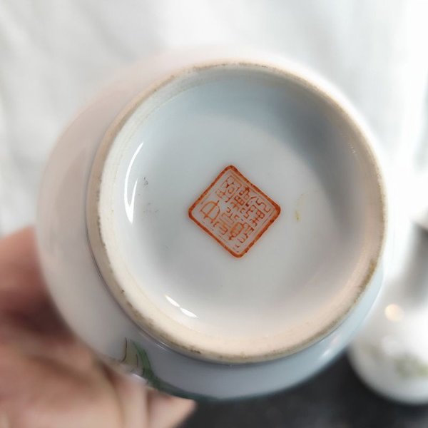 Antiguos Floreros en Porcelana China de 17 Cms. - imagen 3