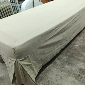 Lote anterior: Dos Pollerines de Tela Cruda Usados 1.50m x 2m