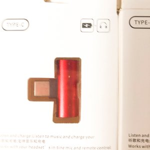 Treinta Adaptadores USB-C para Carga y Audio - imagen 3