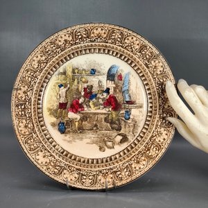 Plato Decorativo Inglés Royal Doulton con Escena de Taberna - imagen 4