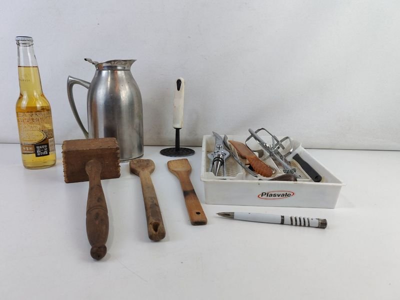 Colección de Herramientas de Cocina Antiguas - imagen 2