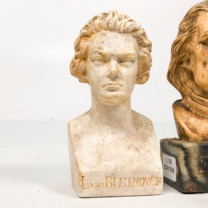 Dos Bustos de Personajes Históricos, 10 cm - imagen 4