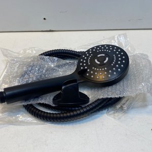 Tapa y Asiento para Inodoro Blanco Aroquplast y Duchador de Mano Negro - imagen 5