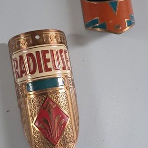 Insignias de Bicicleta "Confiance" y "Radieuse" - imagen 2
