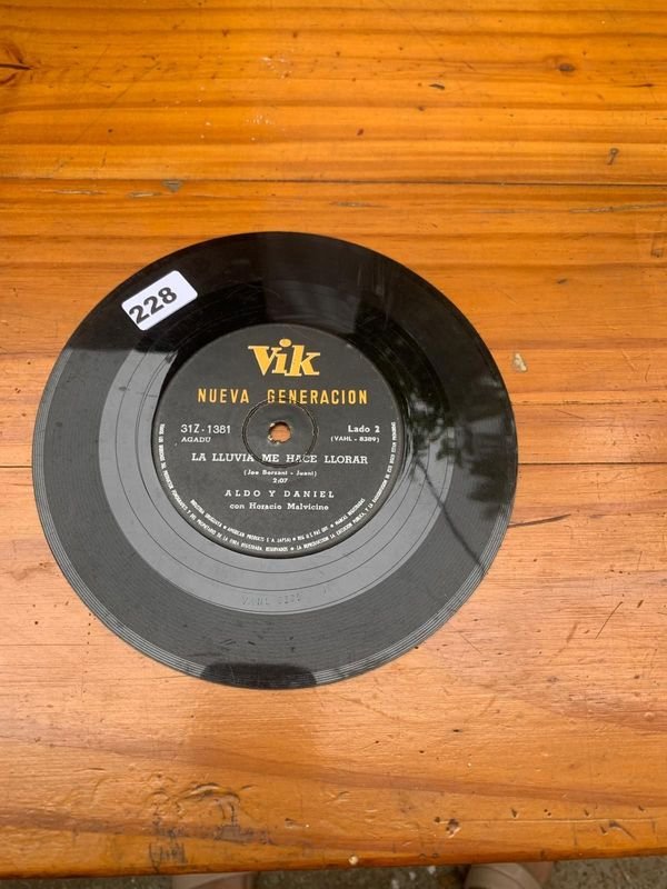 Item 869492 - Image 0