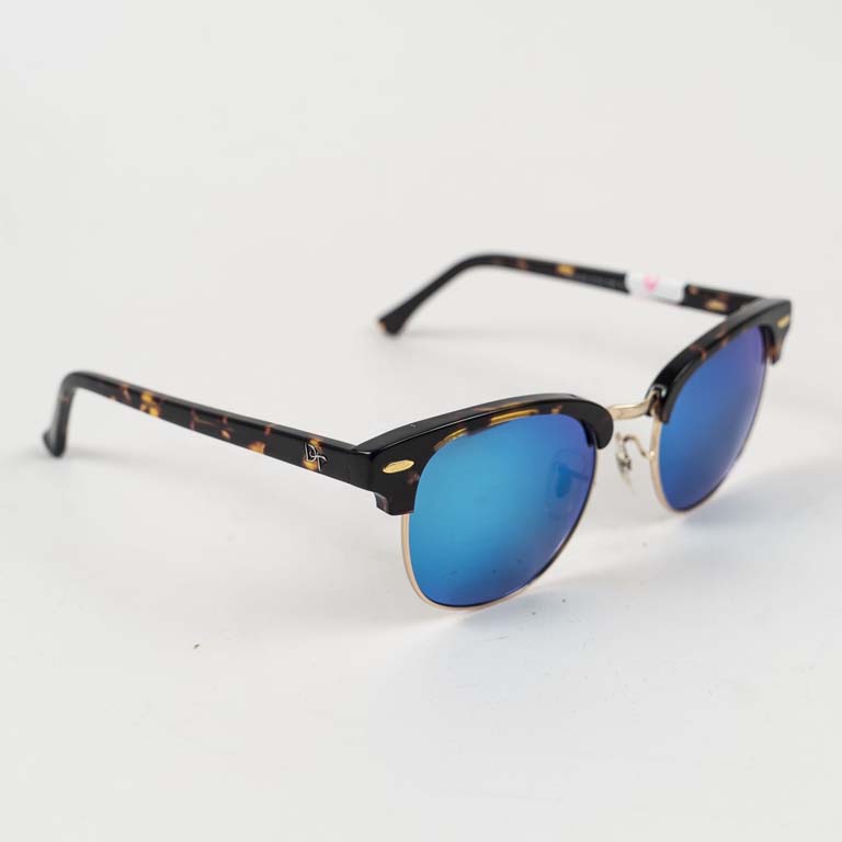 Lote siguiente: Par de lentes de sol en buen estado