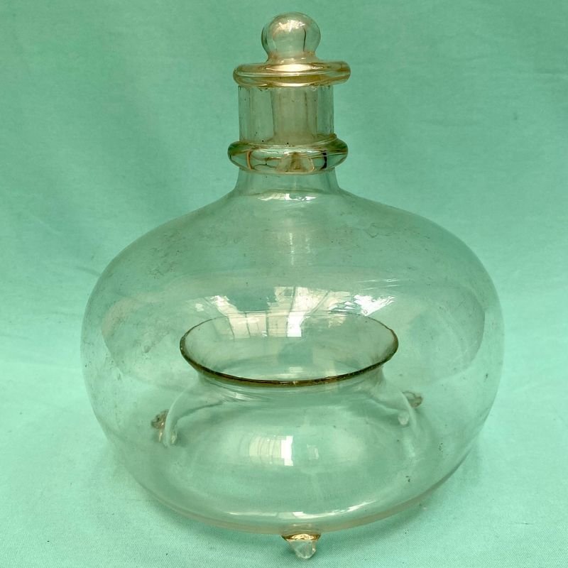 Lote anterior: Atrapamoscas Antiguo de vidrio con tapón