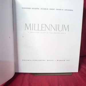 Libro "Millennium: A Thousand Years of the Polish State" (1961) - imagen 2