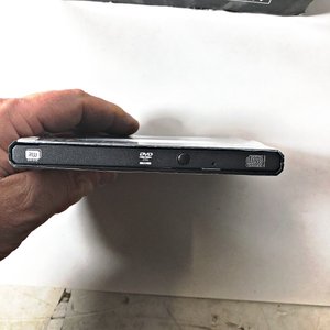 Lote de 6 piezas: Splitter HDMI, grabadora externa, micrófonos y transformador - imagen 3
