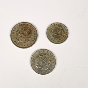 Tres Monedas de Costa Rica: 1948 y 50 Centavos - imagen 2