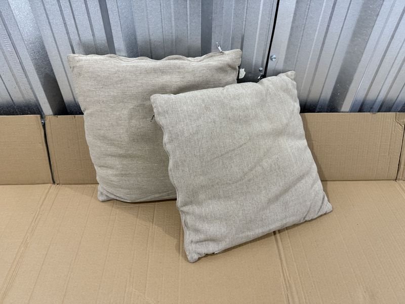 Dos Almohadones Mannes Naturales Texturizados 42x42cm