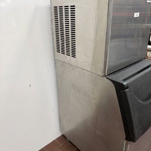 Máquina de Hielo Cookunique 150 Kg Diarios - Poco Uso - imagen 2