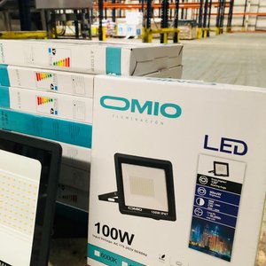 Lote de 9 Focos LED OMIO 100W para Exterior IP66 - imagen 3