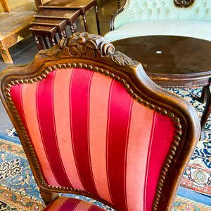 Sillón Estilo Luis XV con Tapizado Rayado Rosa y Azul - imagen 2