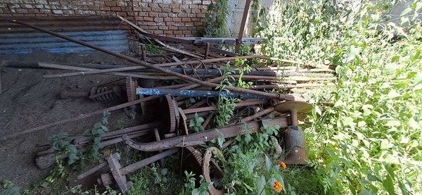 Lote de hierros y maderas de vagones de tren - imagen 7