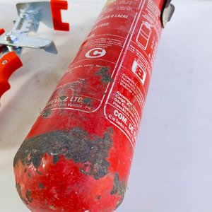 Pinza Amperimétrica, Pinza para Cerámica y Extintor de Auto - imagen 6