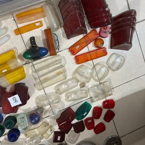 Lote de Plásticos y Lentes para Faros de Vehículos - imagen 1