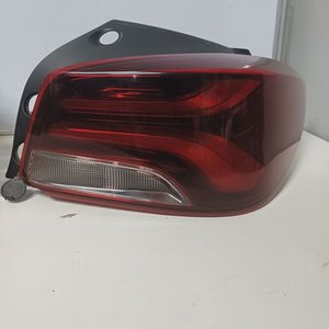 Juego de Ópticas Traseras Izquierda y Derecha Chevrolet Onix - imagen 2