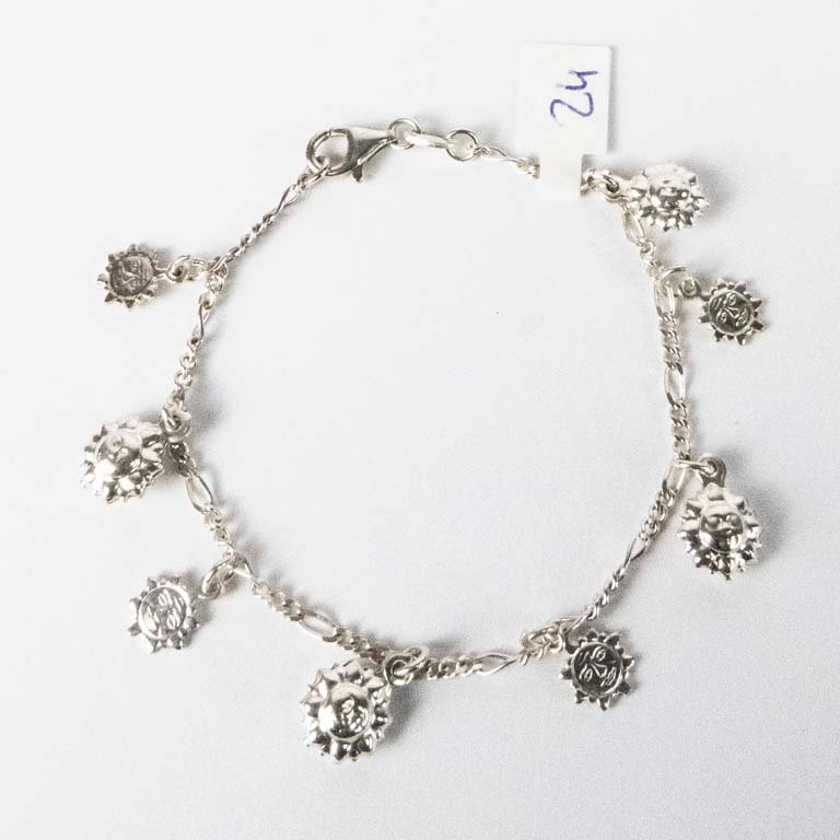 Pulsera de Plata con Dijes de Sol - 16 cm