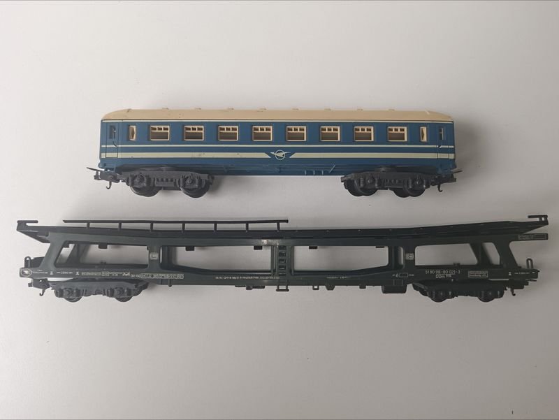 Item 895396 - Image 1